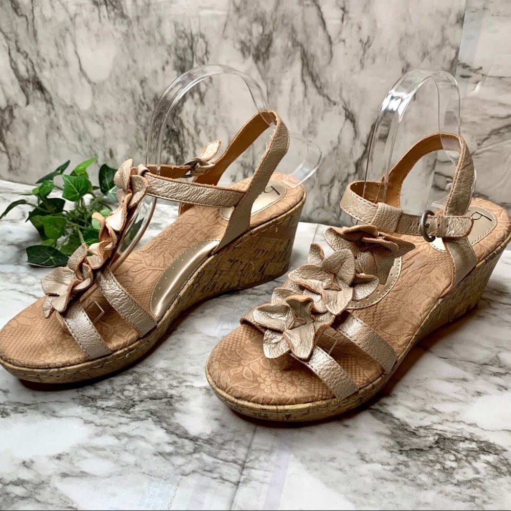 Born Concept Patsy Pewter Metallic Leather Wedges - image 3